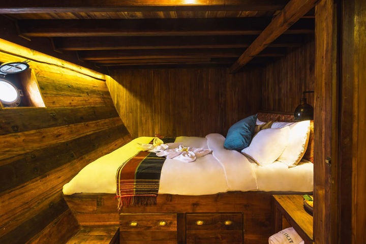 Sumbawa - Deluxe Cabin 2