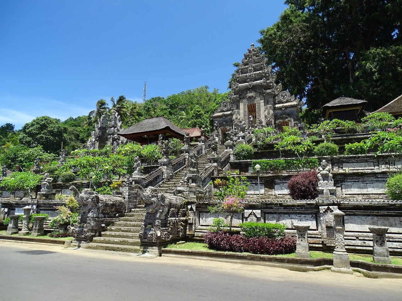 Pura Kahen